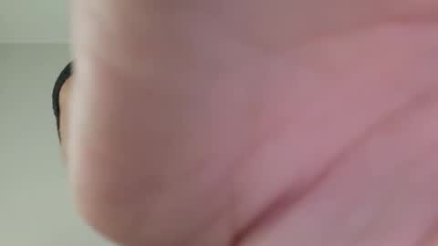 Snapshot of raluca_fr chatting on 10-20-25, 07:20 raluca_fr online show from 10-20-25, 07:20