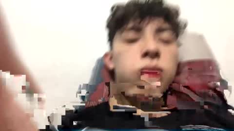 Snapshot of ramiroo2312 chatting on 09-14-25, 05:06 ramiroo2312 online show from 09-14-25, 05:06