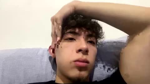 Snapshot of ramiroo2312 chatting on 10-10-25, 09:03 ramiroo2312 online show from 10-10-25, 09:03