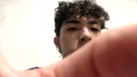 Snapshot of ramiroo2312 chatting on 10-18-25, 07:09 ramiroo2312 online show from 10-18-25, 07:09