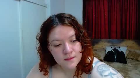 Snapshot of ramona15 chatting on 11-17-25, 10:04 Ramona online show from 11-17-25, 10:04