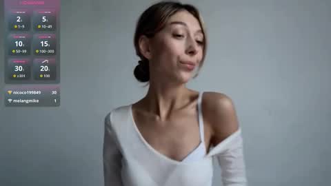 Snapshot of ramona_tom chatting on 09-22-25, 05:20 ramona_tom online show from 09-22-25, 05:20