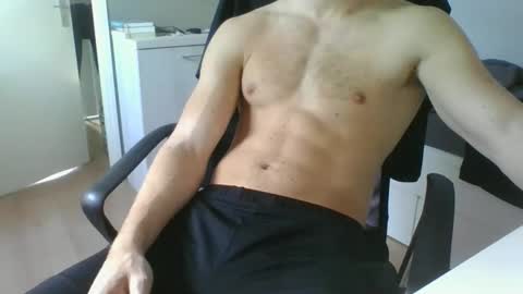 Snapshot of ramonjoosse2001 chatting on 10-27-25, 01:26 ramonjoosse2001 online show from 10-27-25, 01:26