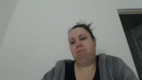 Snapshot of ramosjan chatting on 12-14-25, 05:13 Rachel Gabrini online show from 12-14-25, 05:13