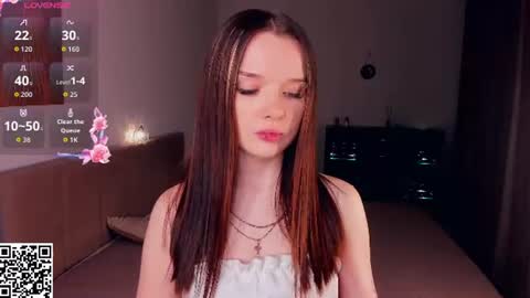 Snapshot of ranajulen chatting on 07-23-26, 06:28 Anna online show from 07-23-26, 06:28
