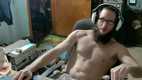 Randall online show from 11-11-25, 11:27