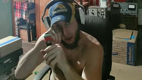 Snapshot of randalltotazz chatting on 05-15-26, 08:27 Randall online show from 05-15-26, 08:27