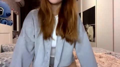 Snapshot of randareidling chatting on 10-07-25, 03:31 Randa online show from 10-07-25, 03:31