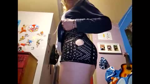 Snapshot of randcandy77 chatting on 02-03-25, 07:29 Randcandy77 online show from 02-03-25, 07:29