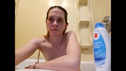 Snapshot of randcandy77 chatting on 02-04-25, 02:07 Randcandy77 online show from 02-04-25, 02:07