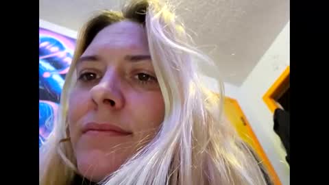 Snapshot of randcandy77 chatting on 02-15-25, 04:23 Randcandy77 online show from 02-15-25, 04:23