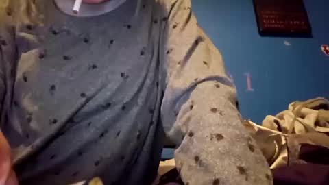 Snapshot of randcandy77 chatting on 10-19-25, 12:06 Randcandy77 online show from 10-19-25, 12:06