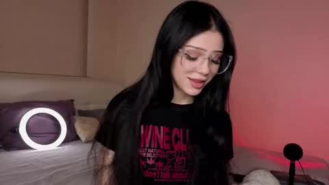 Luna online show from 10-24-25, 06:26