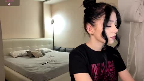 Snapshot of randiburt_ chatting on 02-03-26, 04:01 Luna online show from 02-03-26, 04:01