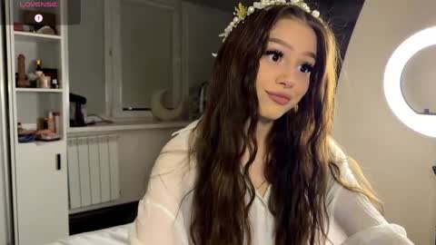 Snapshot of randiburt_ chatting on 03-28-26, 01:54 Luna online show from 03-28-26, 01:54