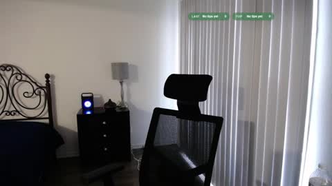 Snapshot of randomink3 chatting on 04-08-26, 12:10 randomink3 online show from 04-08-26, 12:10