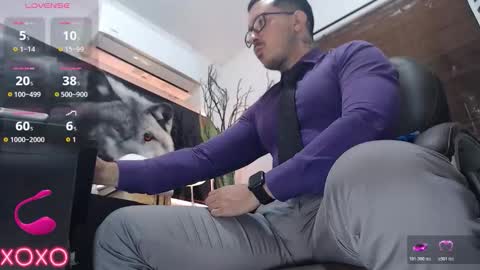 Snapshot of randylukehot chatting on 11-14-25, 10:25 randylukehot online show from 11-14-25, 10:25