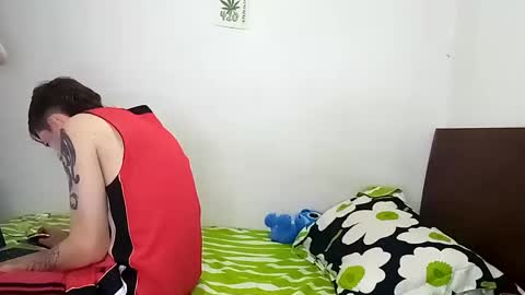 Snapshot of rangel_sex chatting on 01-07-25, 10:30 Rangel and Lola online show from 01-07-25, 10:30