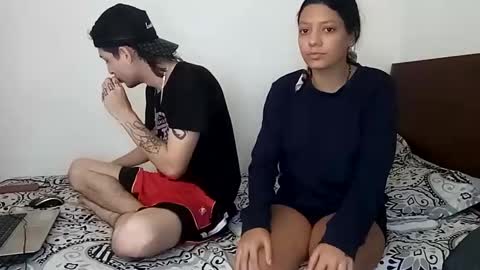 Snapshot of rangel_sex chatting on 02-15-25, 03:50 Rangel and Lola online show from 02-15-25, 03:50