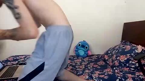 Snapshot of rangel_sex chatting on 02-28-25, 02:20 Rangel and Lola online show from 02-28-25, 02:20