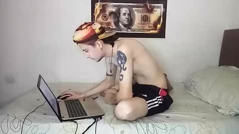 Snapshot of rangel_sex chatting on 12-18-25, 06:25 Rangel and Lola online show from 12-18-25, 06:25