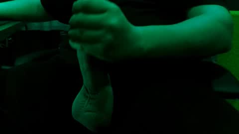 Raptor online show from 10-26-25, 01:39