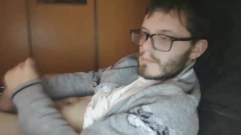 Snapshot of raphaellamane250601 chatting on 12-15-24, 08:04 raphaellamane250601 online show from 12-15-24, 08:04