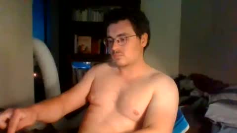 Snapshot of raphou9737 chatting on 07-11-26, 01:41 raphou9737 online show from 07-11-26, 01:41