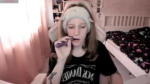 Rapunzel online show from 03-04-26, 01:17