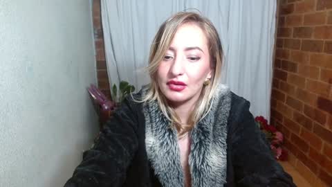 Raquel online show from 01-26-25, 12:26