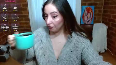 Snapshot of raquel_gh chatting on 07-15-26, 10:53 Raquel online show from 07-15-26, 10:53
