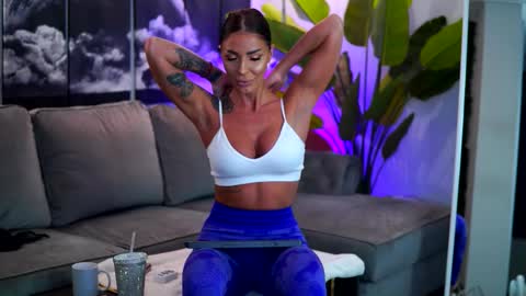 Raquelle online show from 02-10-26, 10:19