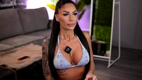 Raquelle online show from 04-09-26, 08:53