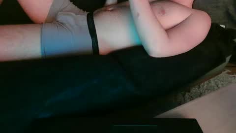 Snapshot of rasa15 chatting on 01-08-25, 12:28 rasa15 online show from 01-08-25, 12:28