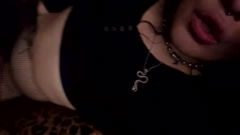 Snapshot of rattlesnakebitch chatting on 05-02-26, 10:09 Rattlesnake Bitch 666 online show from 05-02-26, 10:09
