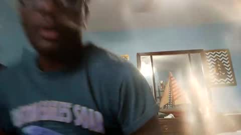 Snapshot of raulandjackson345 chatting on 10-26-25, 02:45 raulandjackson345 online show from 10-26-25, 02:45