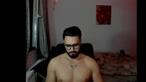 RaulMaxel online show from 02-05-26, 05:28