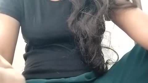 rava_sexy online show from 10-04-25, 03:59