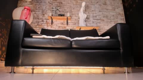 Snapshot of rave_paradise chatting on 02-05-25, 07:10   online show from 02-05-25, 07:10