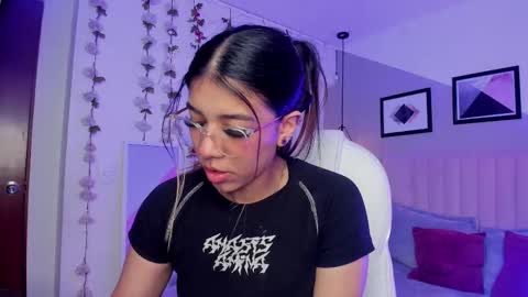 Raven online show from 09-19-25, 04:36