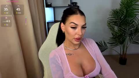 raven_inkk online show from 10-08-25, 09:18