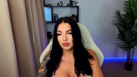raven_inkk online show from 11-19-25, 11:10
