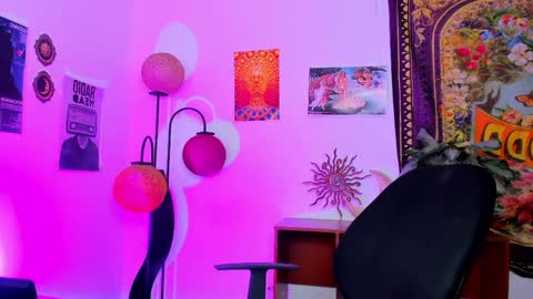 Snapshot of raven_luv chatting on 04-01-26, 02:34 raven online show from 04-01-26, 02:34