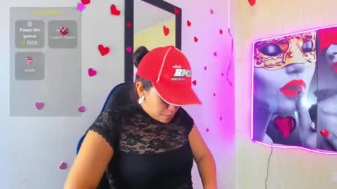 Snapshot of raven_rouge chatting on 04-20-26, 12:30 gata online show from 04-20-26, 12:30