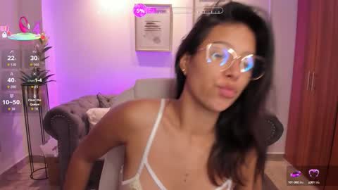 Snapshot of raven_stonee chatting on 09-11-25, 03:17 Raven online show from 09-11-25, 03:17