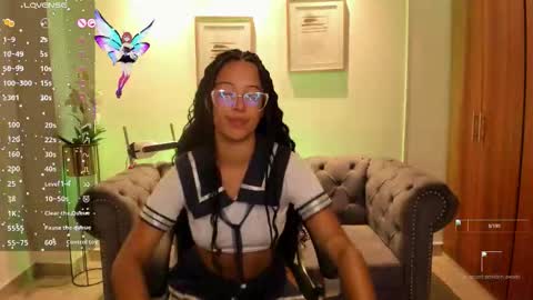 Snapshot of raven_stonee chatting on 10-21-25, 03:18 Raven online show from 10-21-25, 03:18