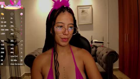 Snapshot of raven_stonee chatting on 11-02-25, 03:20 Raven online show from 11-02-25, 03:20