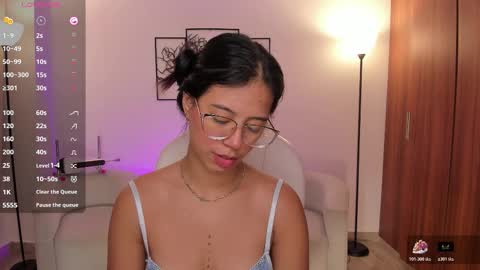 Snapshot of raven_stonee chatting on 11-17-25, 02:17 Raven online show from 11-17-25, 02:17