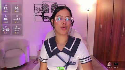 Snapshot of raven_stonee chatting on 11-23-25, 03:17 Raven online show from 11-23-25, 03:17