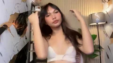 Snapshot of ravenblissx chatting on 05-18-26, 05:46 ravenblissx online show from 05-18-26, 05:46